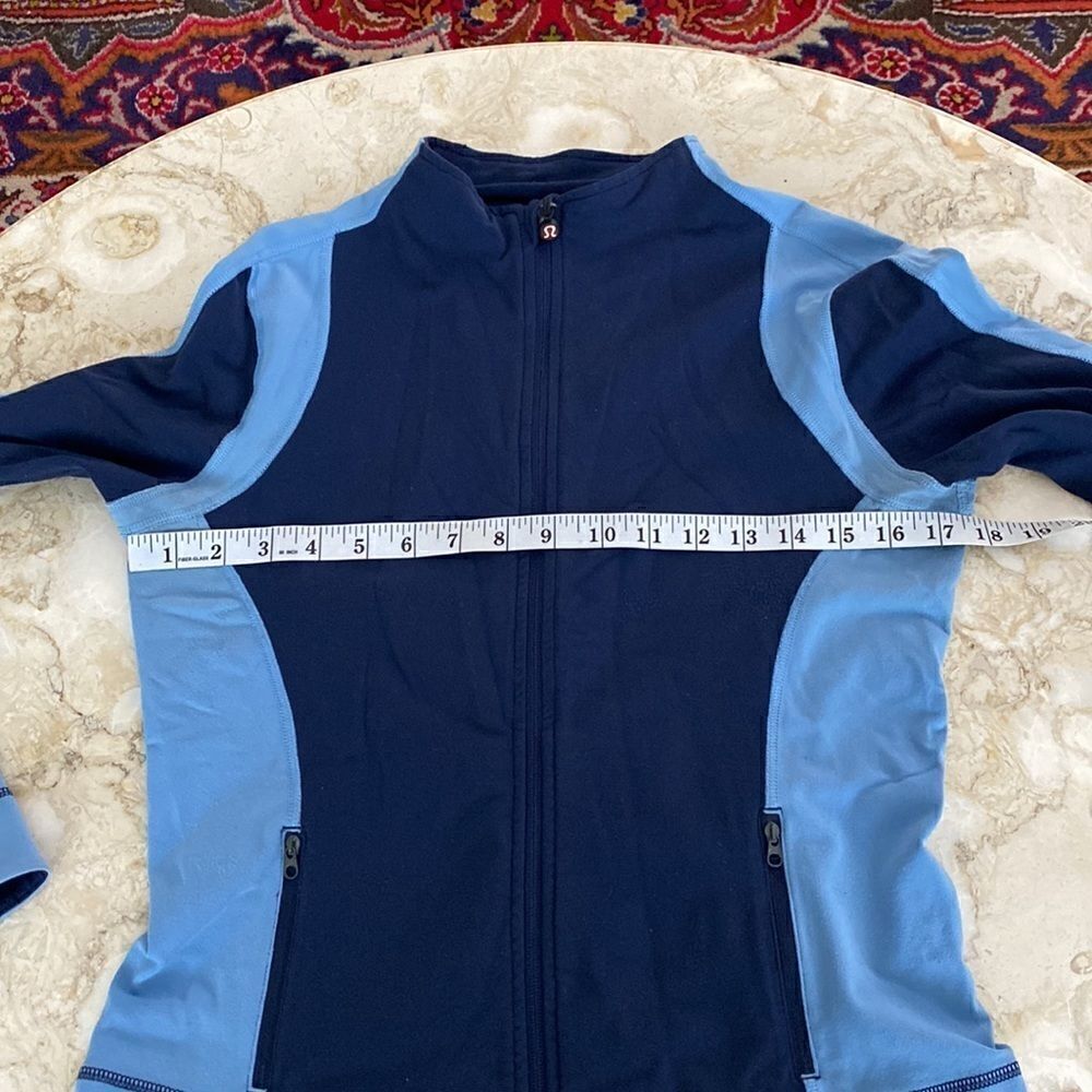 Lululemon Zip Up Jacket - Picture 13 of 15
